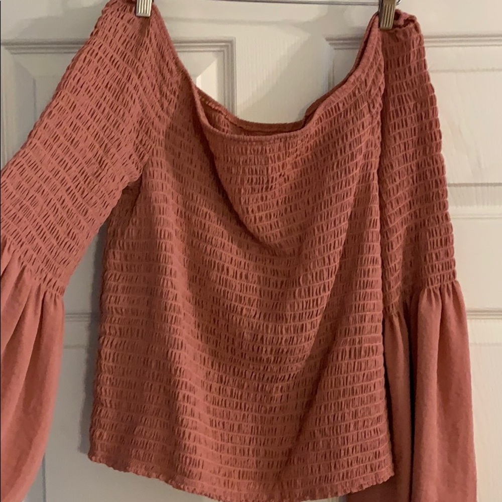 BEAUTIFUL EXPRESS OFFTHE SHOULDER TOP